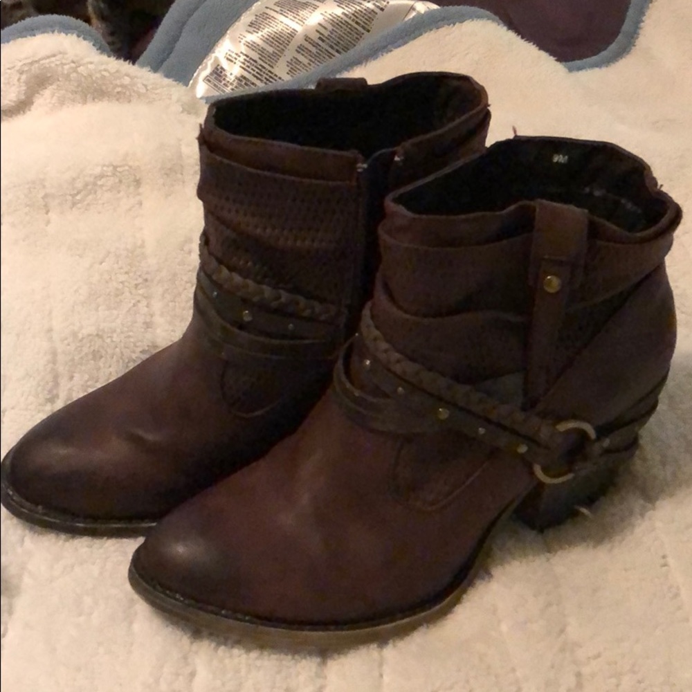 Maroon Short Boots Never Worn